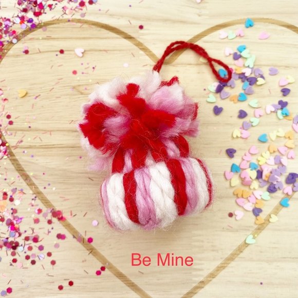 Valentine's Day Handmade Winter Mini Knit Hat Charm Gift Wrap Hanging Charm Gift - Picture 4 of 4